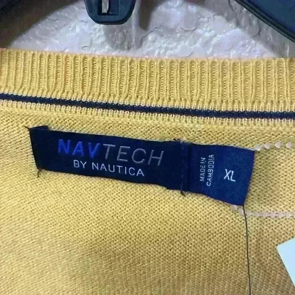 Men’s Navtech by Náutica V-Neck Sweater B2 Size XL Yellow - Picture 10 of 10
